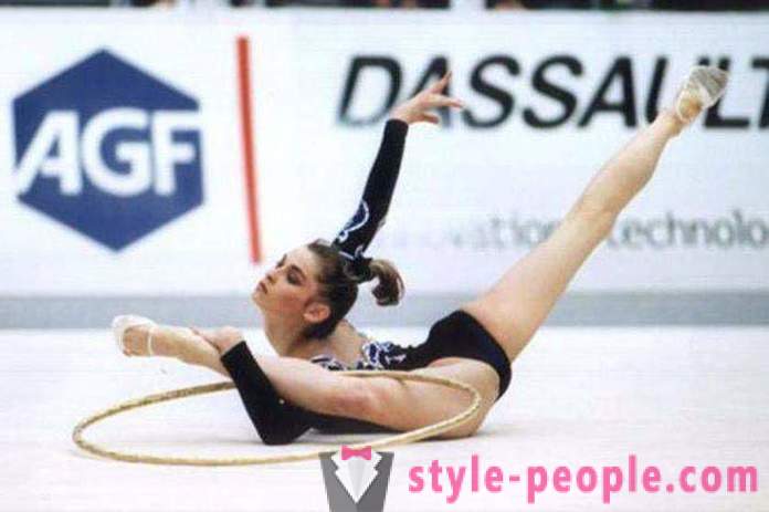 Julia Barsukov: recenzie School of gymnastiku olympijský víťaz