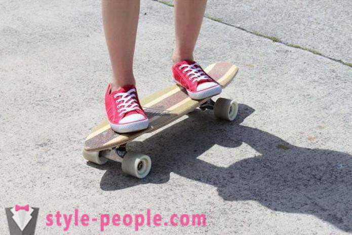 Formuláre skateboardy: prehľad modelov, rozdiely, vlastnosti, výber