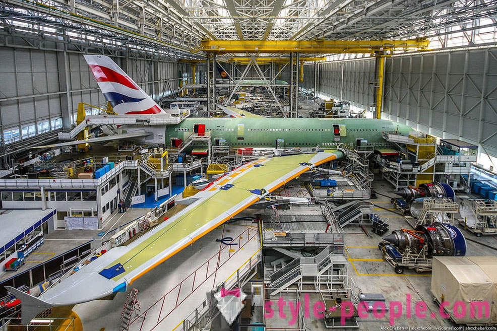 Výrobný proces najväčších svetových dopravných lietadiel