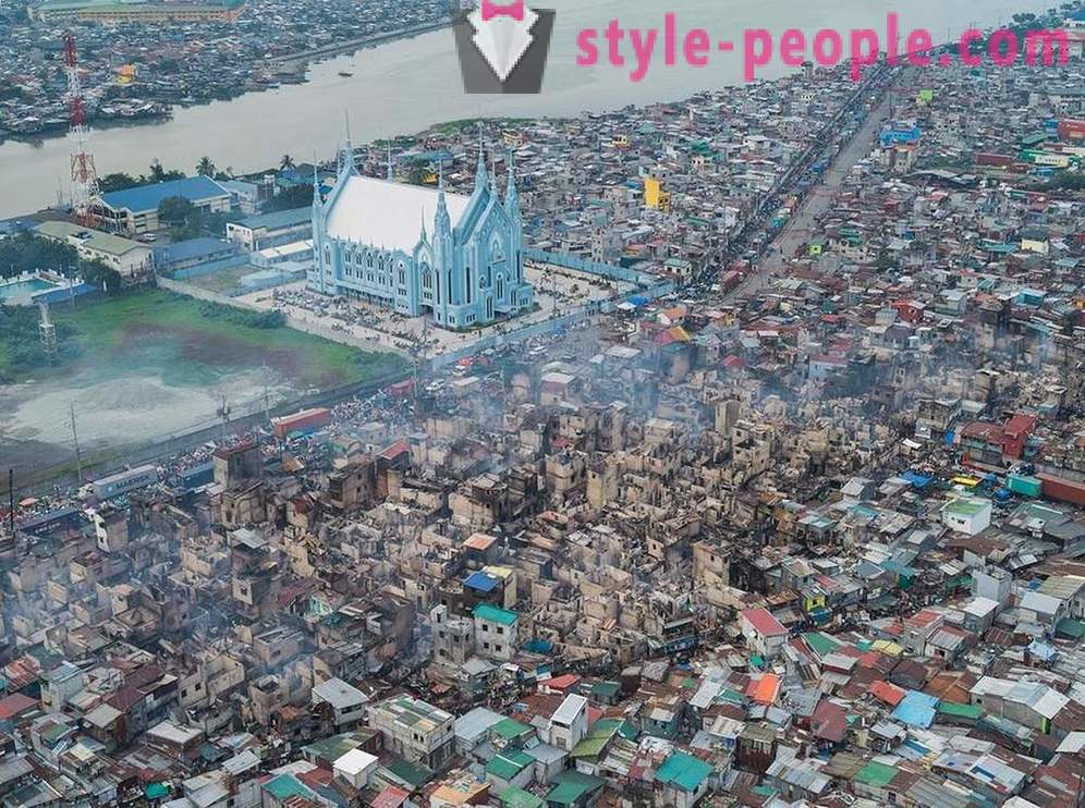 Slumoch Manila vtáčej perspektívy