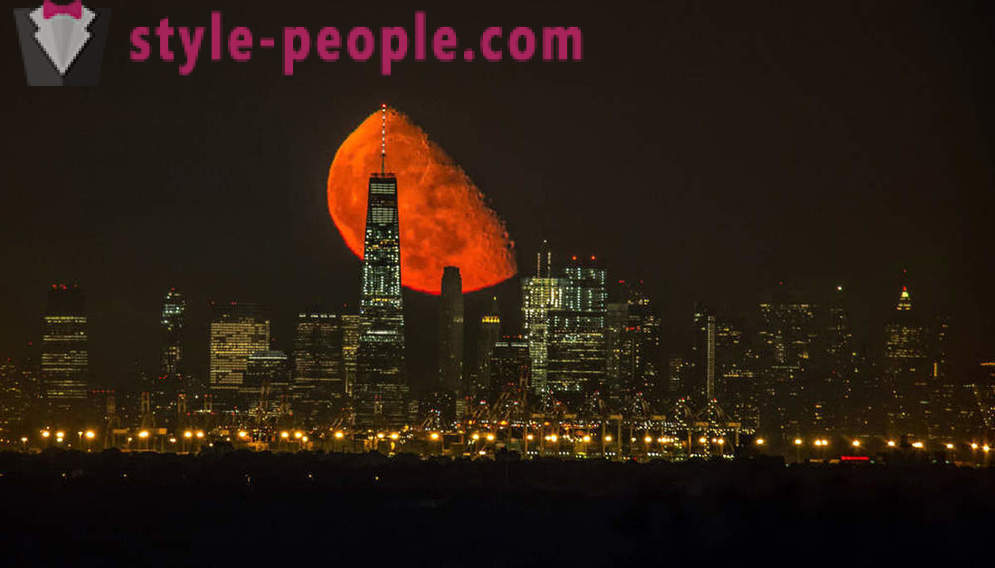 Krvavý mesiac nad Manhattan