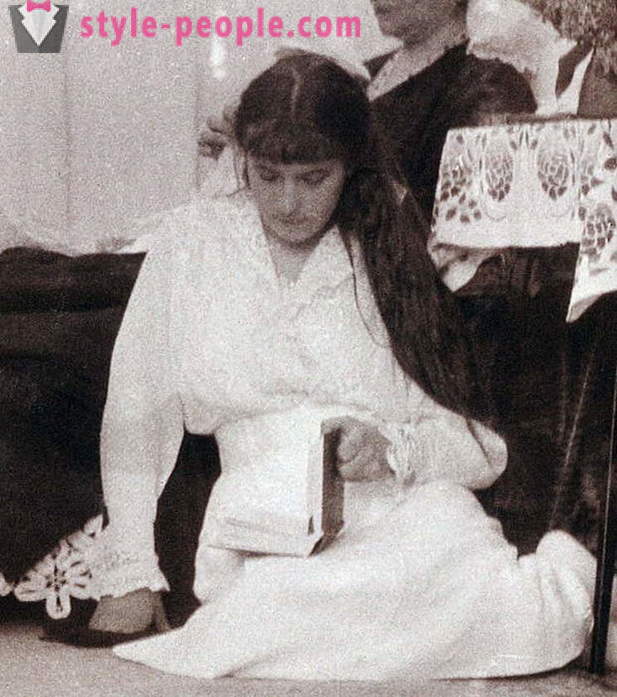 Tragický osud Anastasia Romanova: streľba a falošný vzkriesenie