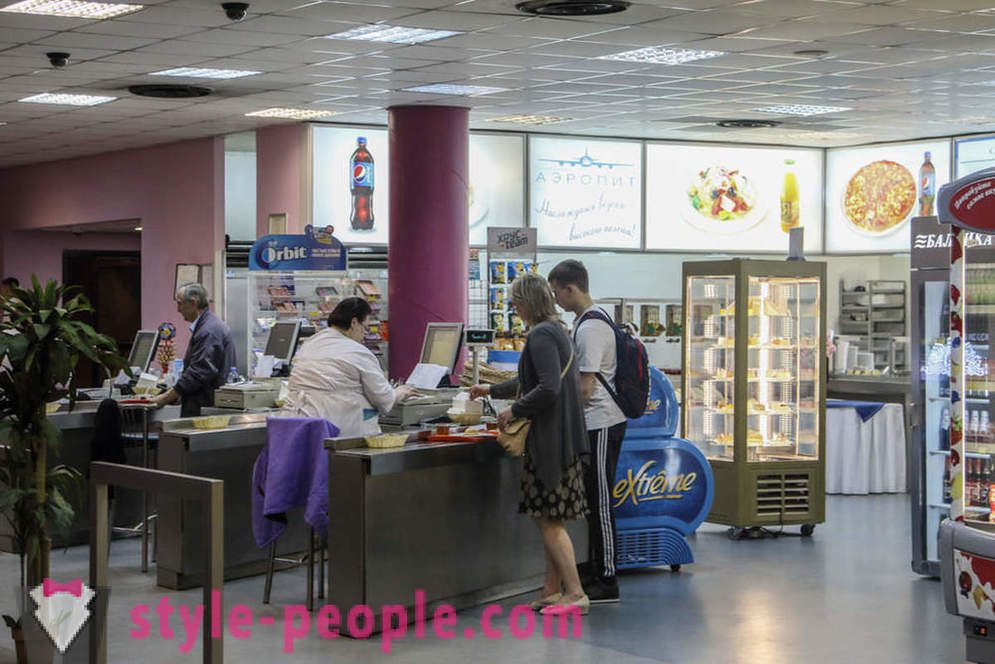 Kríza figizis Zistili sme lacnej jedlo na všetkých letiskách v Moskve