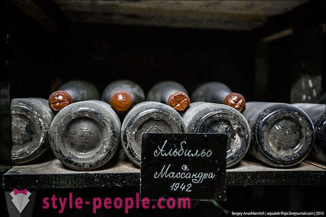Slávny kolekcia vín Massandra