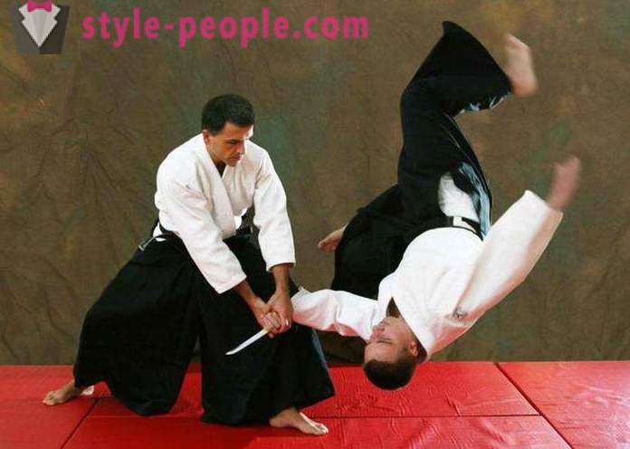 Aikido - japonské bojové umenie. Aikido: opis, vybavenie a recenzie