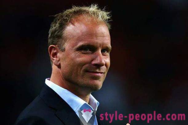 Dennis Bergkamp - holandský futbalový tréner. Životopis športovej kariéry